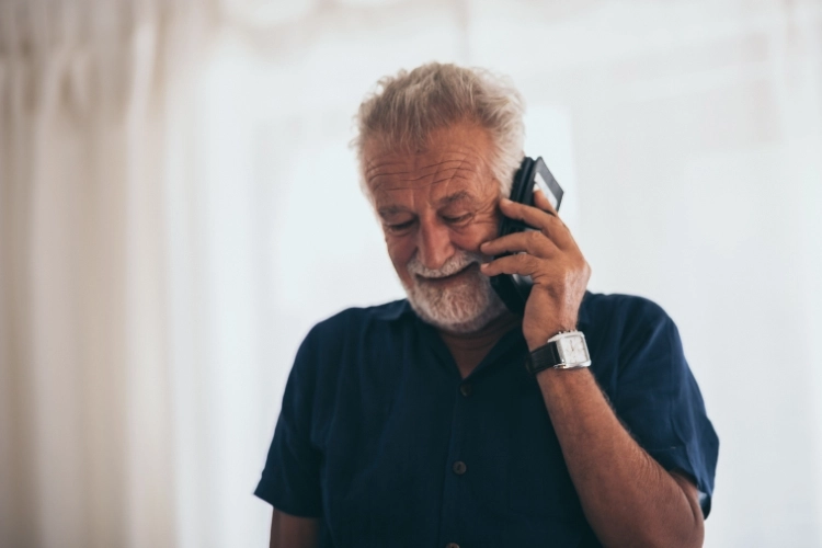 افضل جوال ذكي لكبار السن